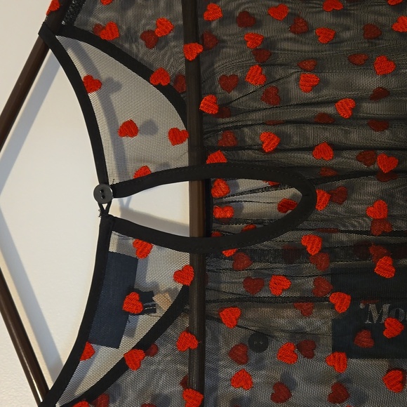 ModCloth Sheer blouse with heart embroidery - Picture 5 of 8